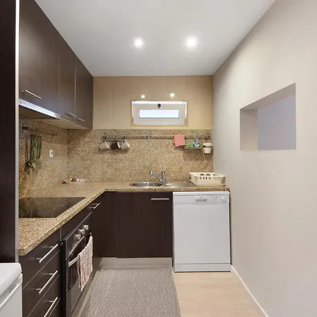 Sweet House In Center