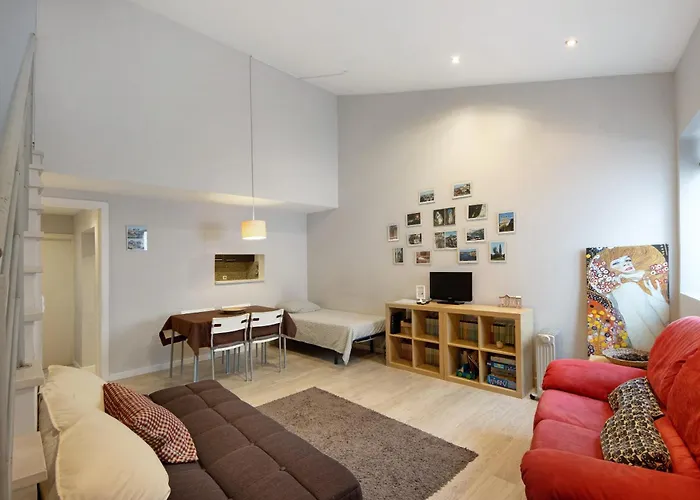 Sweet House In Center